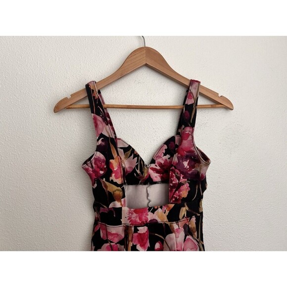 By Anthropologie Floral Sweetheart Jumpsuit Bold V Neck Skinny Leg Party Size XS - Picture 9 of 11